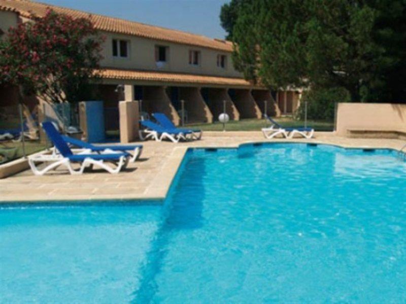 Artemia Aigues-Mortes - Hotel Avec Piscine Exterior photo
